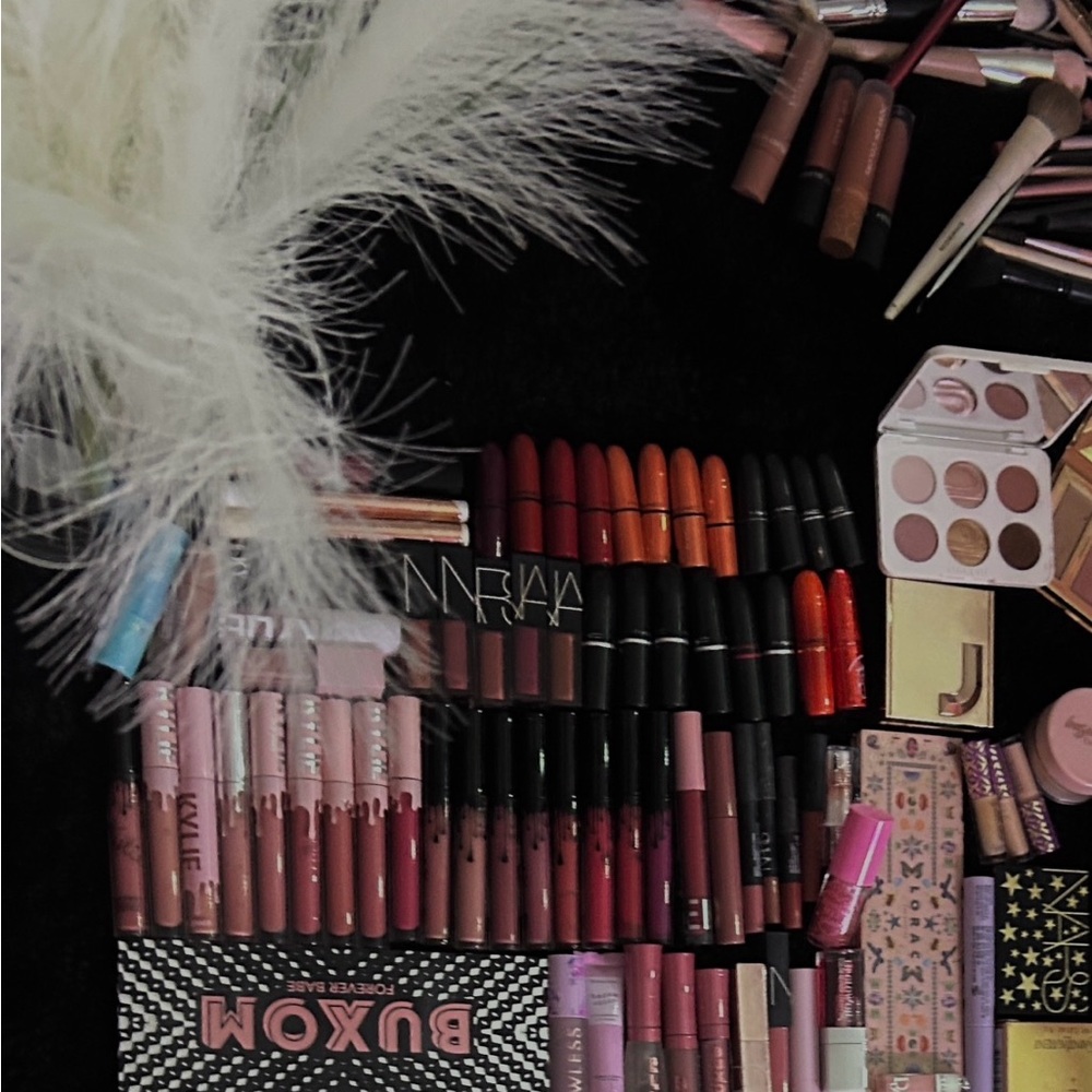 Lip Kit Collection - Assorted Pink and Nude Shades